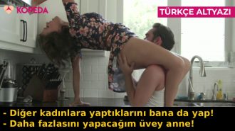 Şanslı Piç Üvey Annesini Becerip Parasını Yiyor
